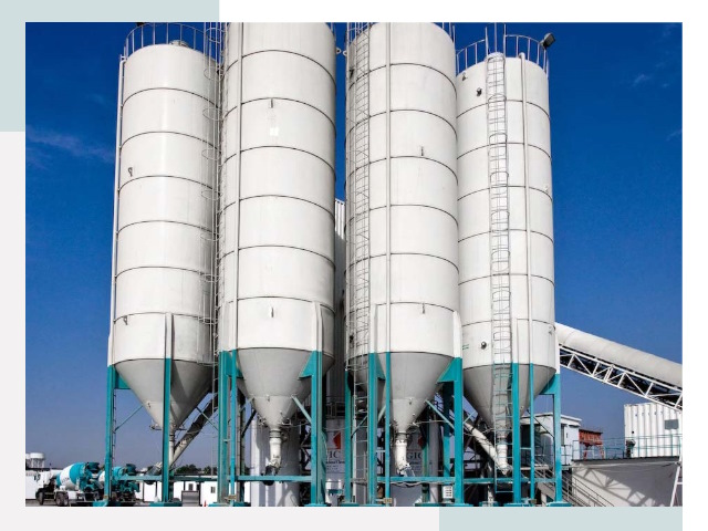 Строительство цементных силосов в Краснокаменске