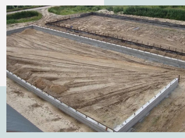 Фундамент для ангаров в Краснокаменск от 613 руб.